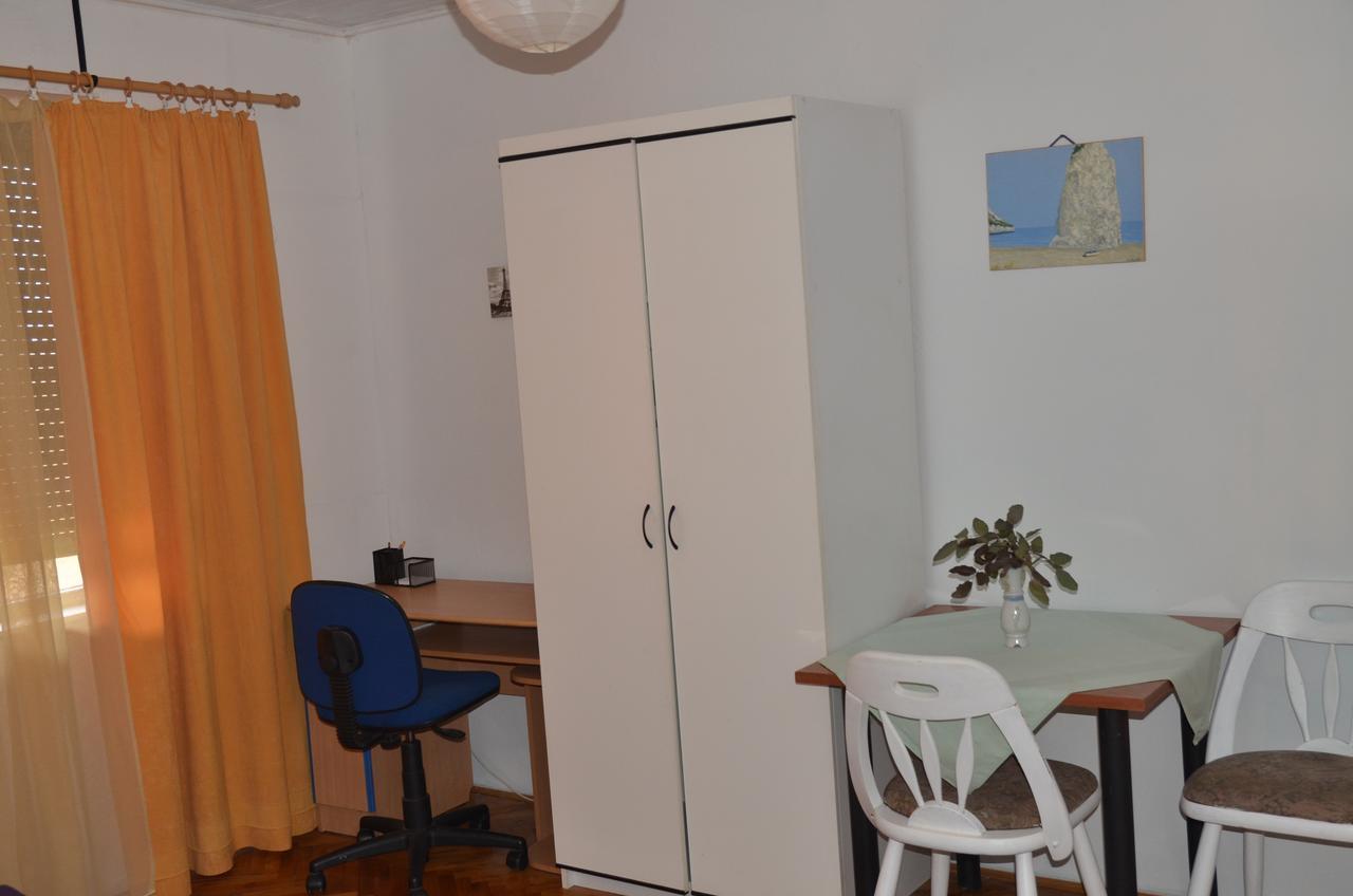 Rooms Mila Rezovac Eksteriør billede
